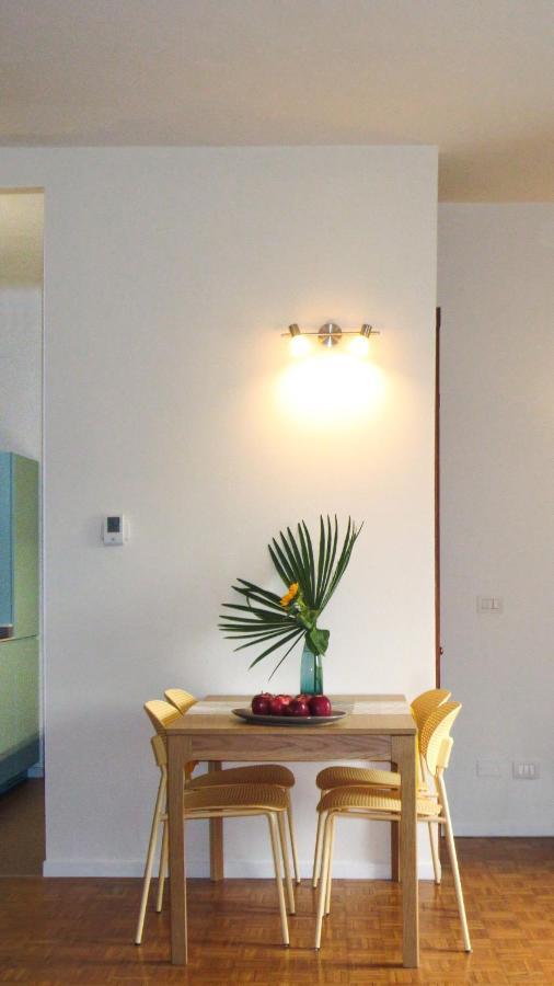 Easy Isola, For An Easy Stay 밀라노 외부 사진