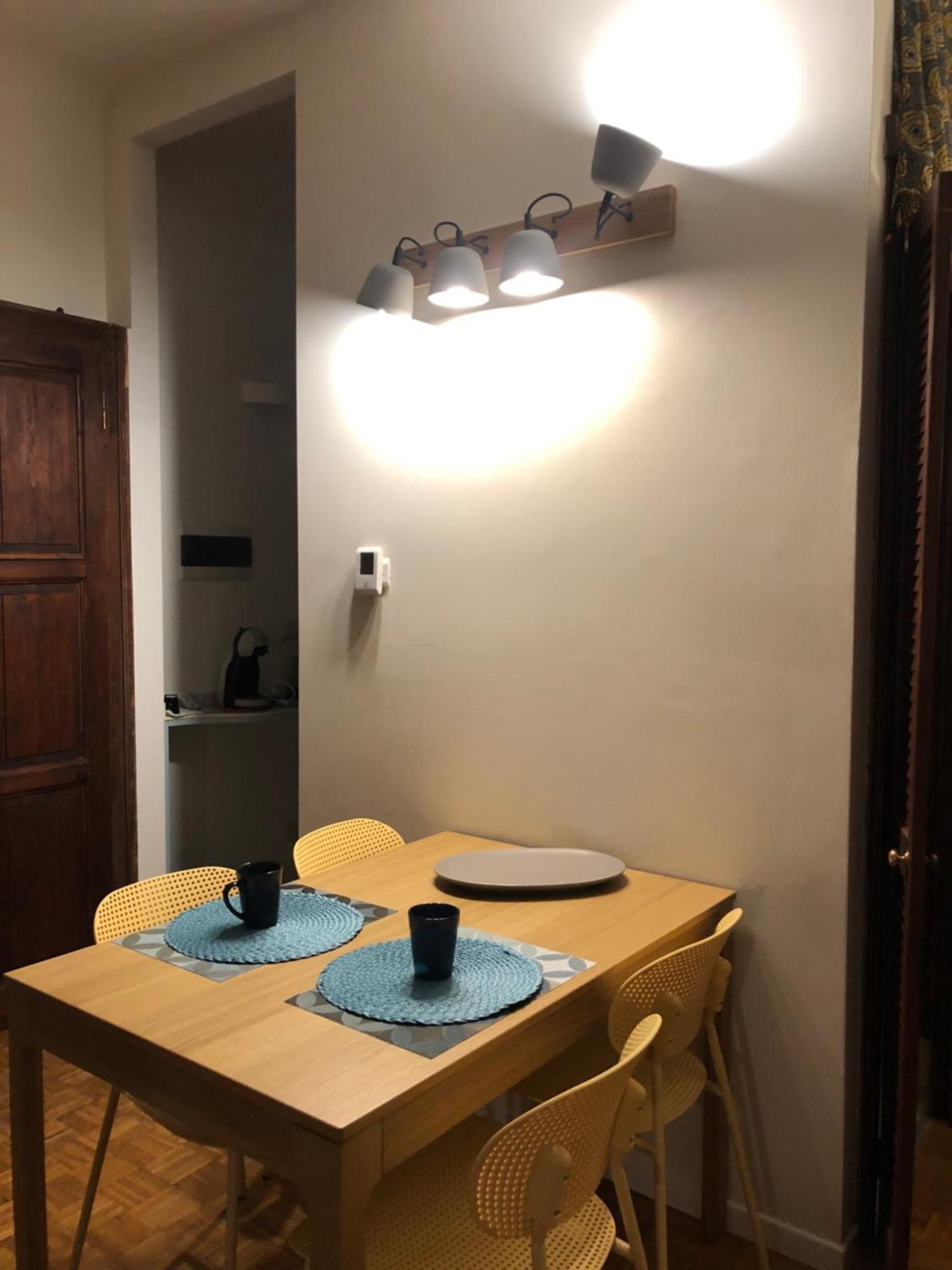 Easy Isola, For An Easy Stay 밀라노 외부 사진